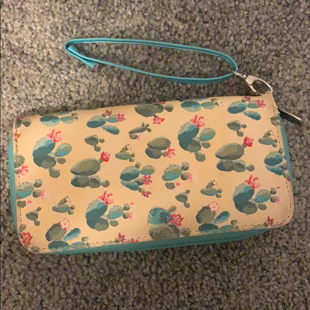 Cute wallet with 8 card holder inside - Picture 1 of 4